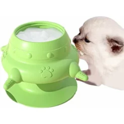 Mangeoire Pour Chiots,Bol à Lait Bionique En Silicone Pour Animaux De Compagnie Avec 4 Sucettes Et Ventouse,Biberon Silicone Pour Chiots,pour Chatons,Chiots, L'allaitement (Vert)
